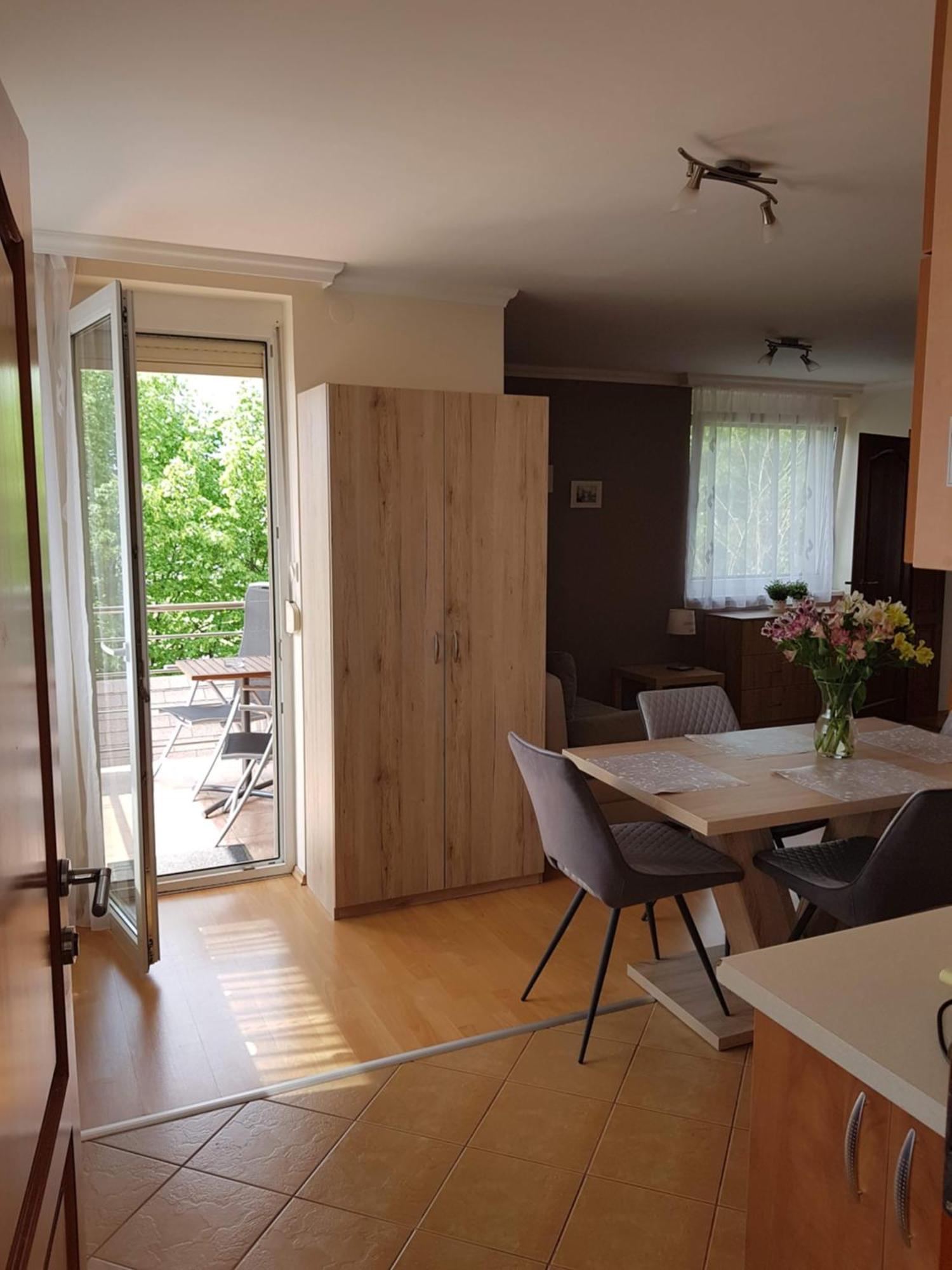 Elek Apartmanhaz Hajdúszoboszló Eksteriør billede