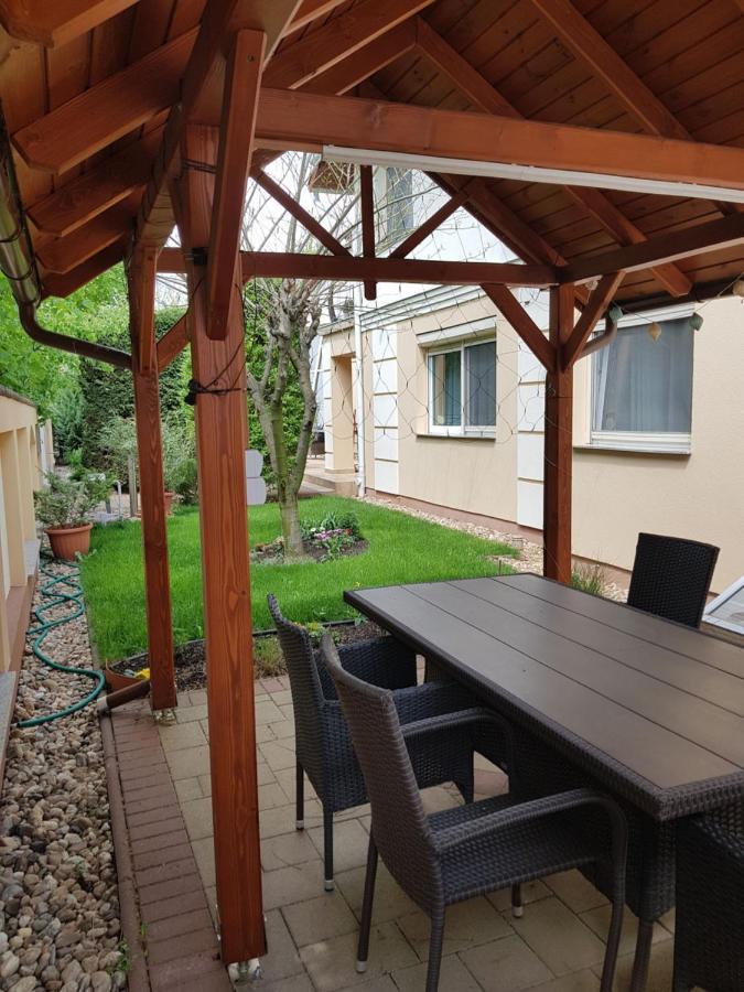 Elek Apartmanhaz Hajdúszoboszló Eksteriør billede